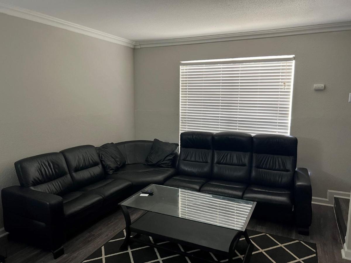 Beautiful 1-Bedroom Townhome With Nice Amenities Houston Luaran gambar